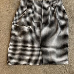 Maggie Lawrence skirt sz 14